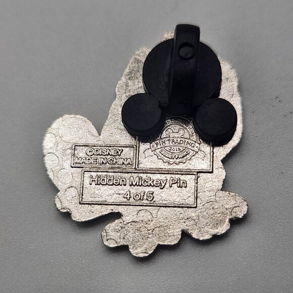 Disney Pin Colorful Pascal Tangled Hidden Mickey Pin Series 2014 Blue - Picture 2 of 3